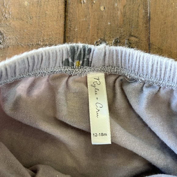 Rylee + cru gray floral matching set - Picture 7 of 8